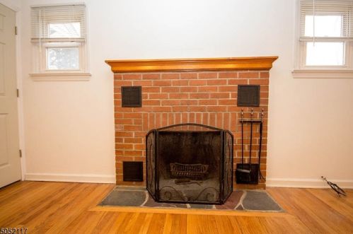 41 Main St, Wantage NJ  07461-2306 exterior