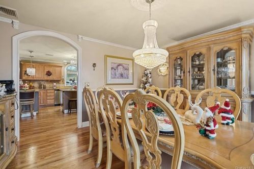 4 Fountayne Ct, Washingtonville NY  10992-1001 exterior