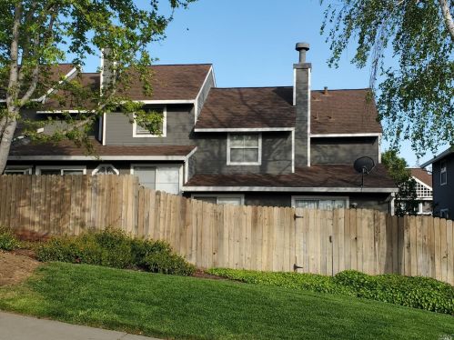 1320 7th St, Benicia CA  94510-3587 exterior