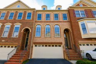 13493 Bungleweed Ln, Centreville, VA 20120-5015