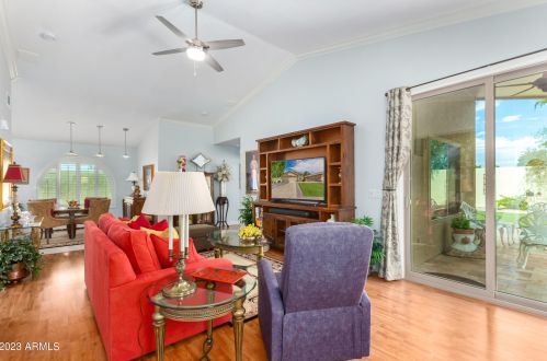 476 Devon Dr, Gilbert, AZ 85296-3813