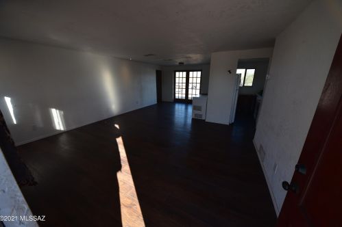 1669 Circle B Dr, Tucson, AZ 85713-6662