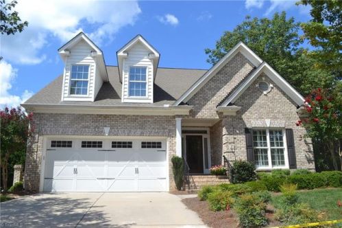 34 Willett Way, Greensboro, NC 27408-3600