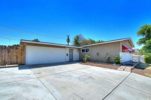1442 Valenza Ave, City Of Industry, CA 91748