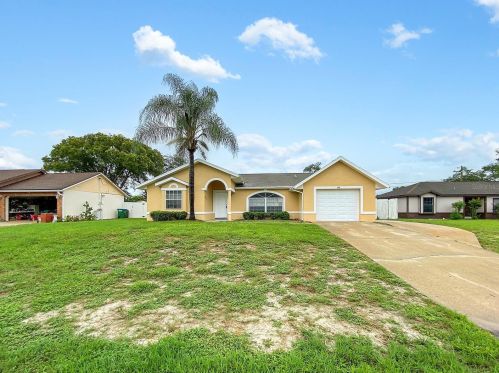 1146 Algoma St, Deltona, FL 32725-8364