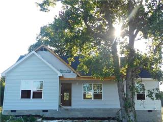204 Trey Dr, Lewisburg, TN 37091-2972