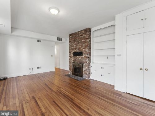 916 Capitol St, Washington DC 20003-1533 exterior