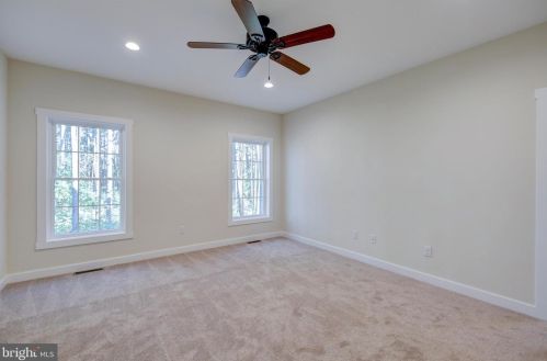 2 Hudson Rd, Laurel DE  19956-3090 exterior