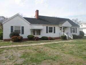 917 Graham Hopedale Rd, Burlington, NC 27217-1807