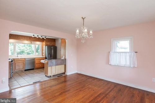 2037 Stone Mill Rd, Lancaster PA  17603-6053 exterior