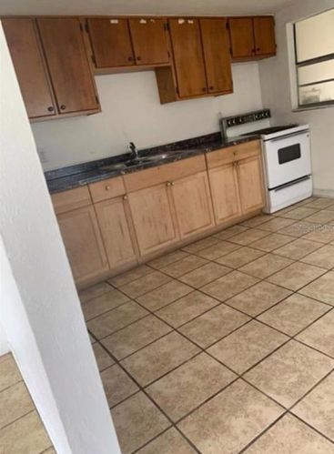 233 Palmetto Ave, Winter Haven FL  33881-2571 exterior