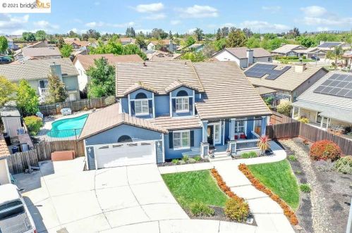 50 Oregano Ct, Oakley, CA 94561-4601