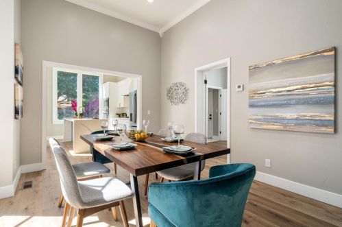 1433 Adeline St, Oakland CA  94607-2800 exterior