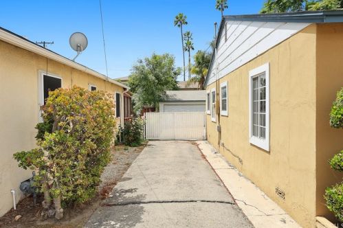 8458 Elm Ave, San Gabriel CA  91775-2561 exterior