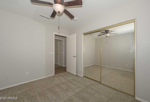 6620 Whispering Wind Dr, Glendale AZ  85310-3465 exterior