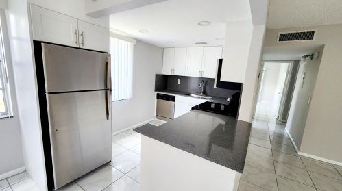 709 Burgundy O, Delray Beach, FL 33484-4915