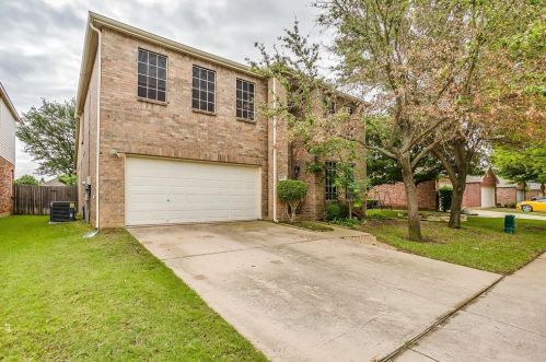 4701 Fox Sedge Ln, Denton, TX 76208-6837