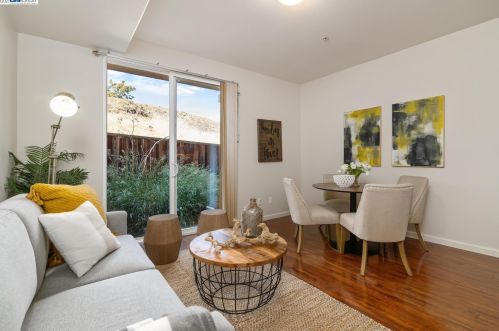 2645 Villa Cortona Way, San Jose CA 95125-6251 exterior