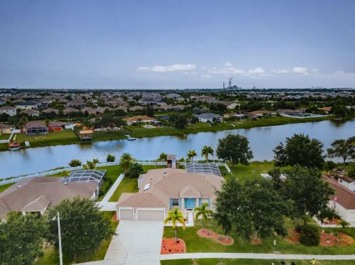 6735 Clair Shore Dr, Ruskin, FL 33572-3359