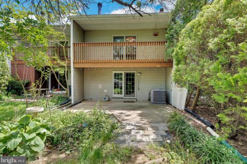 3102 Sapphire Ct, Wilmington DE  19810-2241 exterior