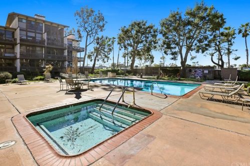 6120 Marina Pacifica Dr, Long Beach CA  90803-3892 exterior