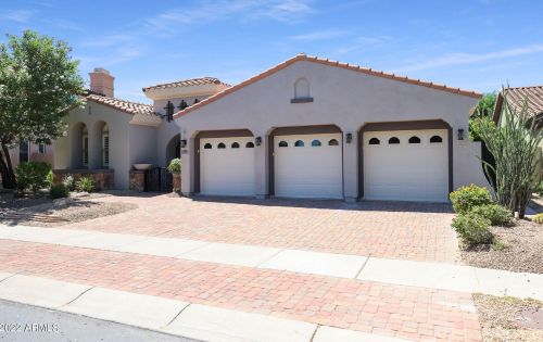 2001 Calle Del Sol, Phoenix, AZ 85085-7087