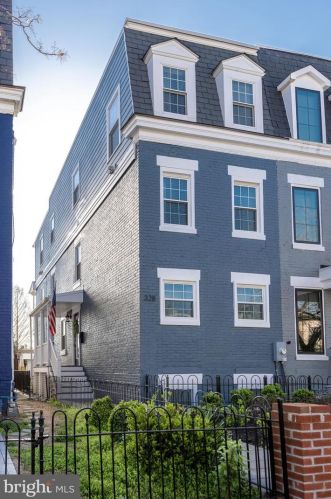 328 16th St, Washington, DC 20003-2422