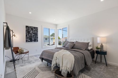347 Paramount Dr, Millbrae CA  94030-1324 exterior