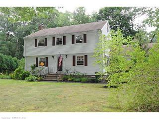 815 Still Hill Rd, New Haven, CT 06518-1137