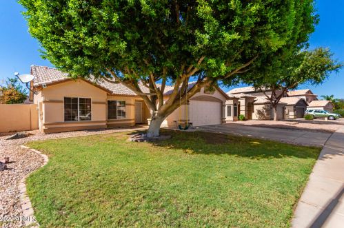 1566 Monterey St, Gilbert, AZ 85233-8426