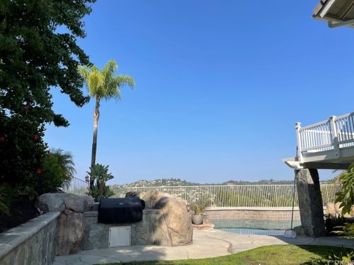2026 Paseo Susana, San Dimas CA  91773-4452 exterior