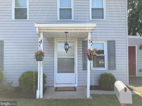 225 Canal St, Swatara, PA 17033-9763