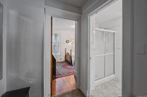 37 Prospect Ave, Middletown NY  10940-4119 exterior