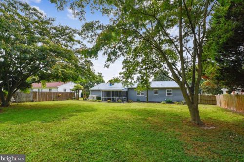 210 Arbutus Ave, Seaford DE  19973-1314 exterior