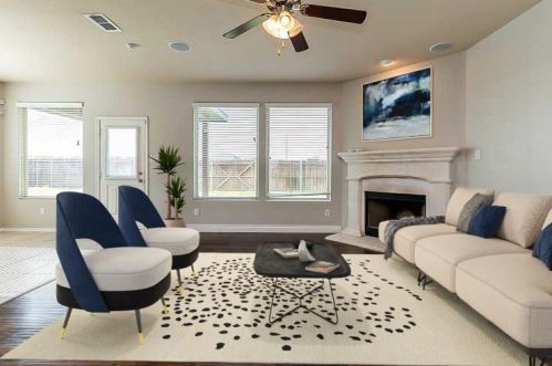 1025 Sierra Blanca Dr, Burleson, TX 76028