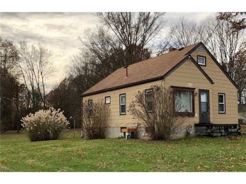 5367 Tamarack Dr, Hermitage, PA 16150-9445