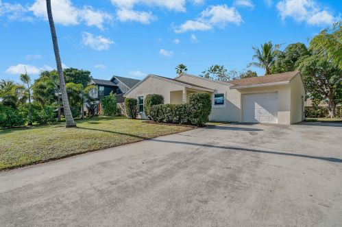 2379 Zeder Ave, Delray Beach, FL 33444-8118