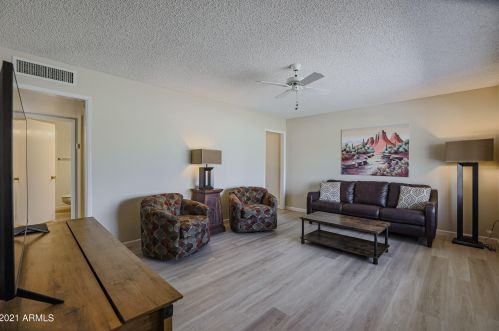 12819 Bonanza Dr, Sun City AZ  85375-3215 exterior