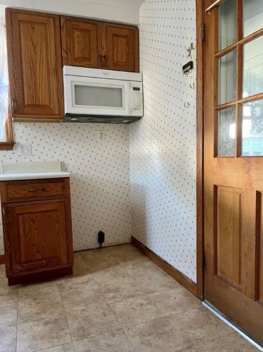 132 Columbia Ave, Greenville PA  16125-1832 exterior