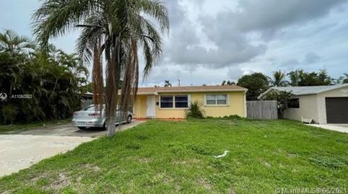 227 7th Ave, Boynton Beach, FL 33435-3878