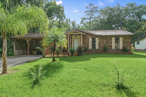 330 Palm Ln, Brooksville, FL 34601-1942