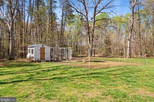 7518 Gold Dale Rd, Locust Grove VA  22508-2907 exterior