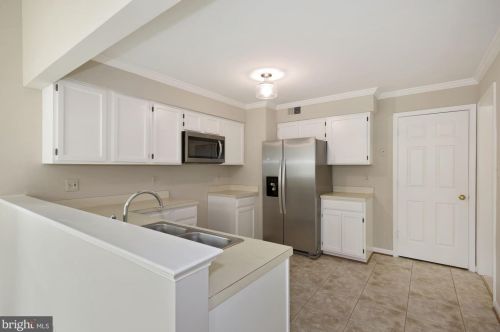 514 Jennifer Ct, Leesburg VA 20176-4910 exterior