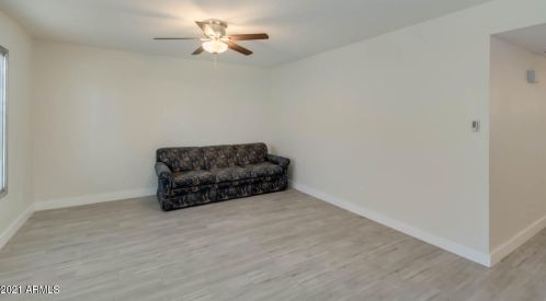 4447 Solano Dr, Glendale AZ  85303-4618 exterior