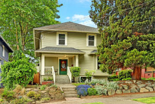 1007 42 St, Seattle WA  98105-6310 exterior