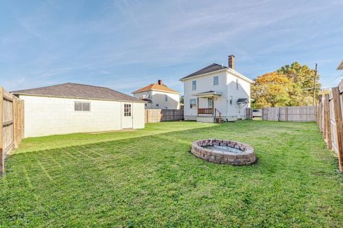 2121 Dailey Ave, Latrobe PA  15650-3028 exterior