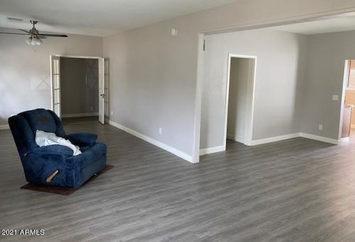 7601 27th Ave, Phoenix AZ  85051-6601 exterior