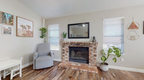 2237 Heritage Manor Dr, Riverbank CA  95367-2649 exterior