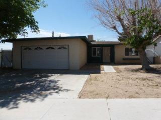 1312 Kelly Dr, Barstow, CA 92311-4041