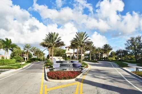 8775 Sydney Harbor Cir, Delray Beach FL  33446-9662 exterior